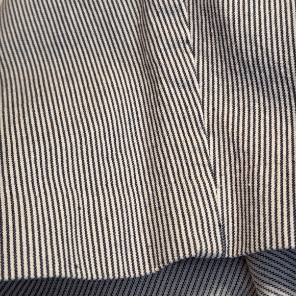 Chico's So Slimming Brigette Striped Slim Shorts Size 8 - Picture 11 of 13